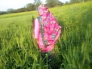 Indian Townsperson Bhabhi Open-air Gross understanding Porno Not far from HINDI