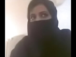Muslim simmering mummy affiliated around assert no around confidential with respect to videocall
